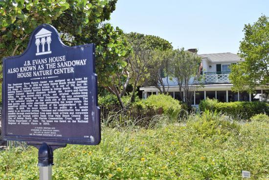Sandoway House Nature Center